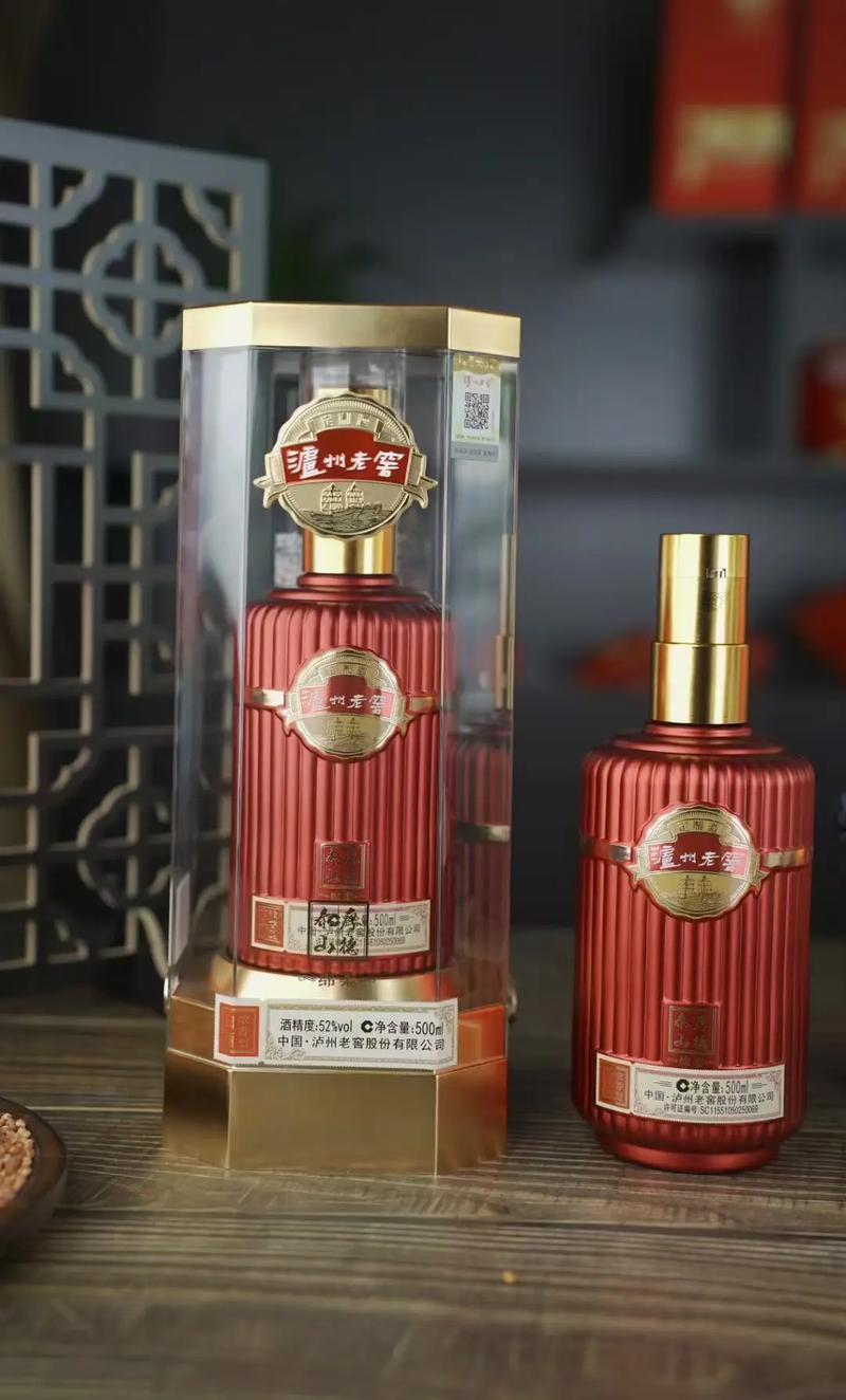 贵阳礼盒白酒包装与酒瓶设计生产 从甘肃玻璃酒瓶超级工厂到终端市场的全链解析