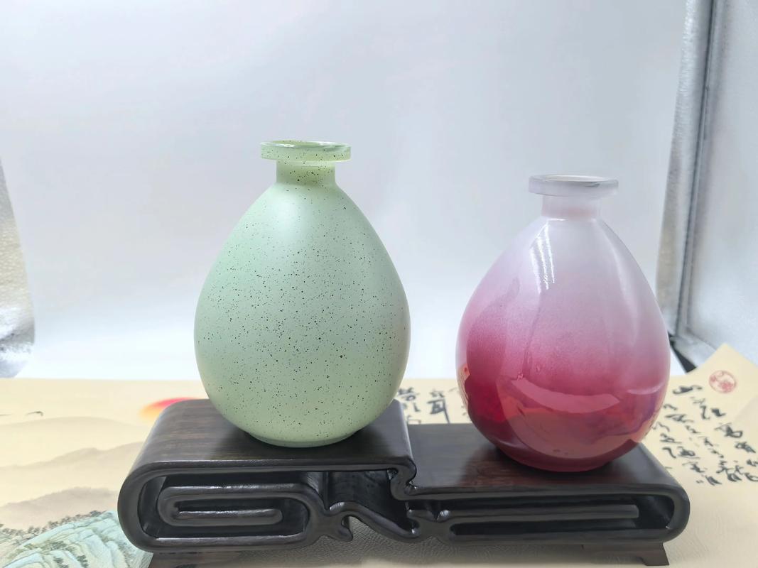 玻璃酒瓶源头工厂 从设计定制到现货供应，助力酒类经营腾飞